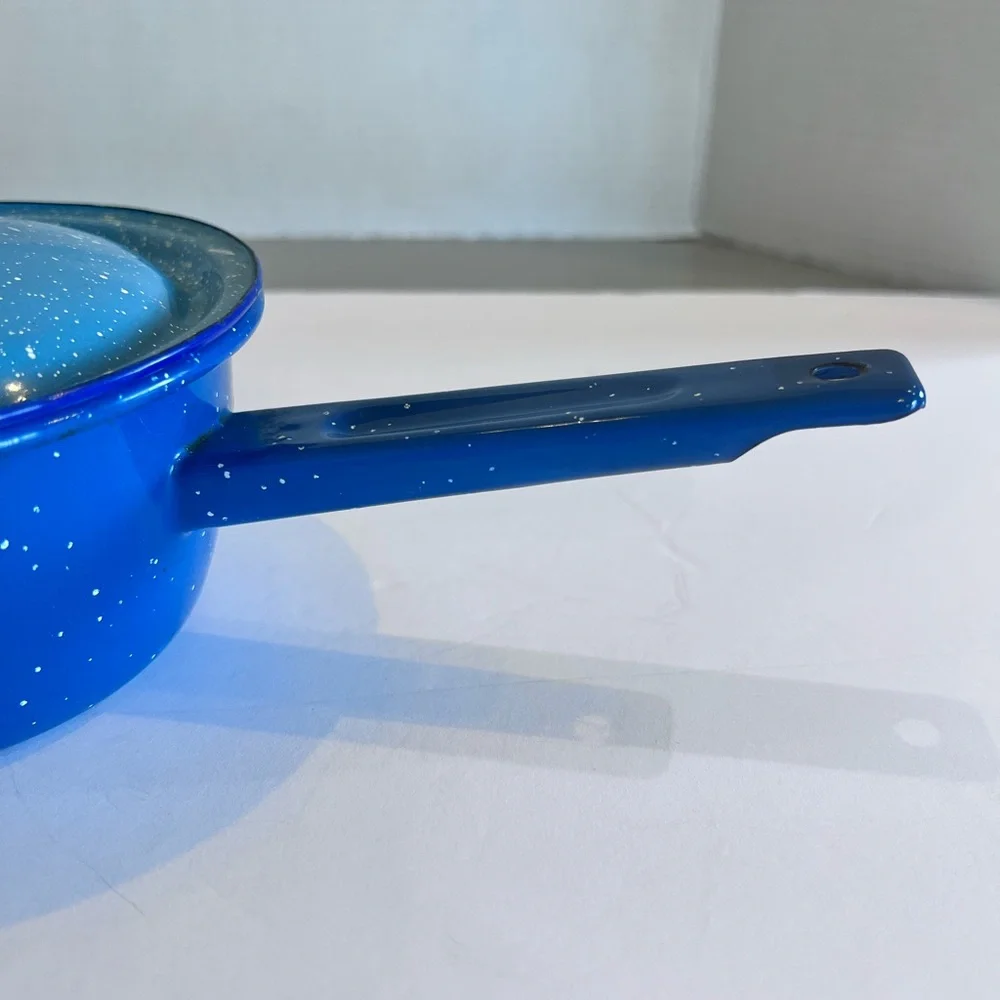 Vintage Enamelware Blue And White Speck Pot and Lid Camp Ware